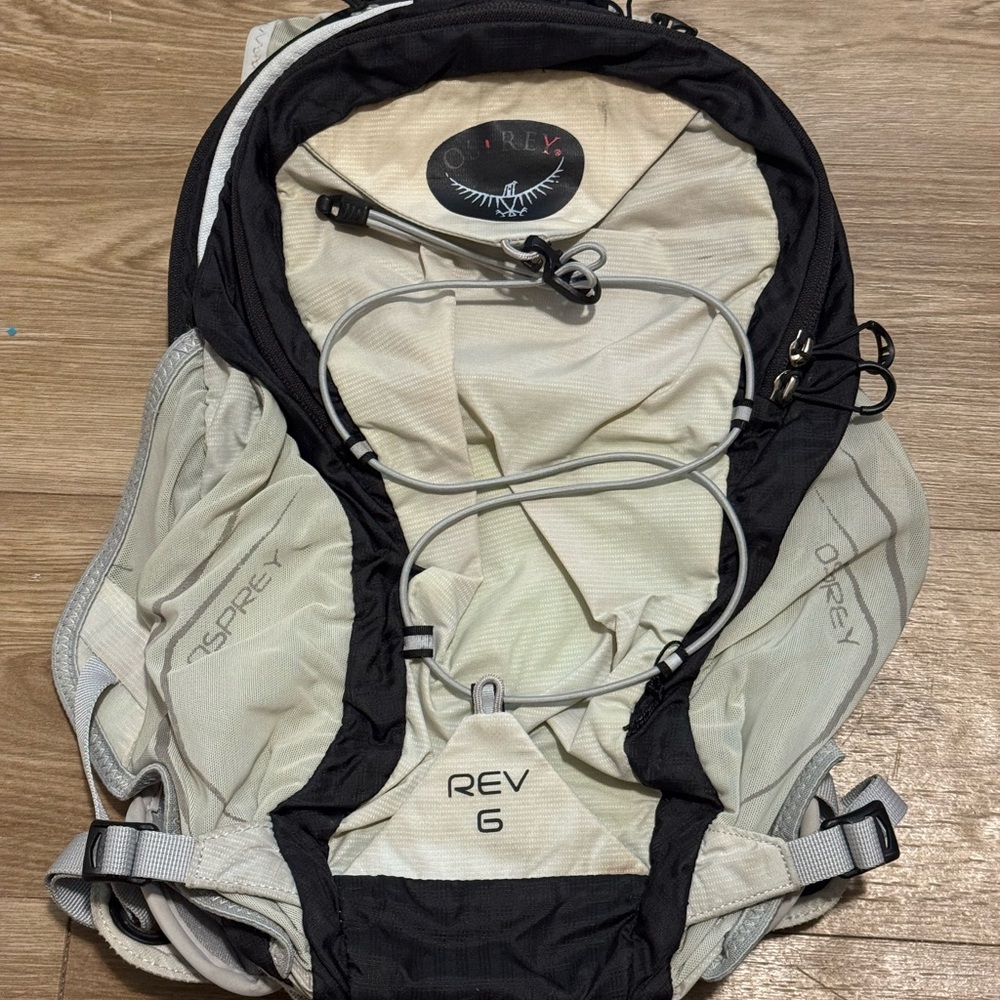 Osprey Rev 6 Running Hydration Backpack Cirrus Gray Outdoor Hiking No Bladder